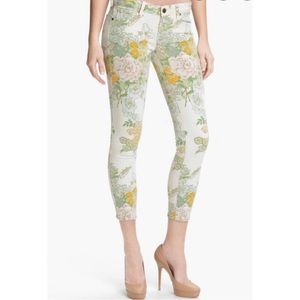 Paige Verdugo Ankle Jeans in Flea Market Floral: Size 25